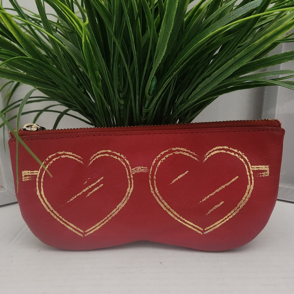 Rebecca Minkoff Zipper Case Red Heart Sunnies Sunglasses Pouch